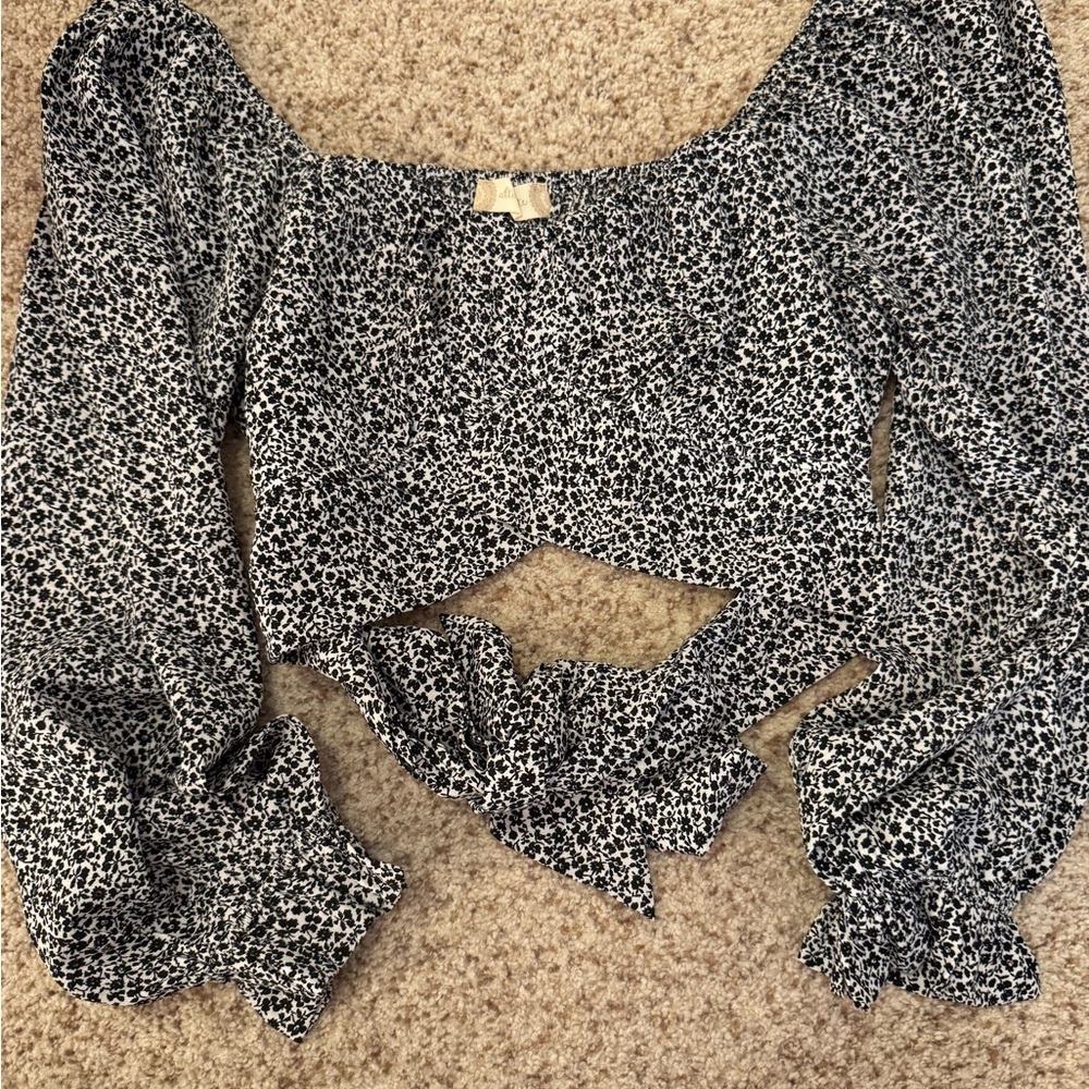 Leopard Print tie back Altar’d State Women's Top